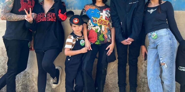 Kourtney Kardashian, Travis Barker Household Pictures