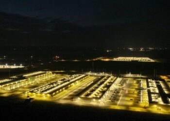 4 issues we’d have to put information facilities in house