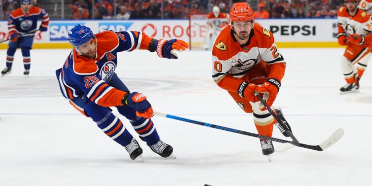 Oilers pocket book: Veterans not sweating the strain of Recreation 6