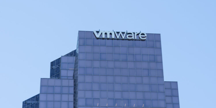 “Unfavorable” views of Broadcom driving 1000’s of VMware migrations, rival says