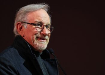 Steven Spielberg Praises Common’s 45-Day Window At CinemaCon With ‘Disclosure Day’