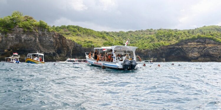 Quick Boat or Personal Constitution:  Select Your Crossing to Nusa Penida