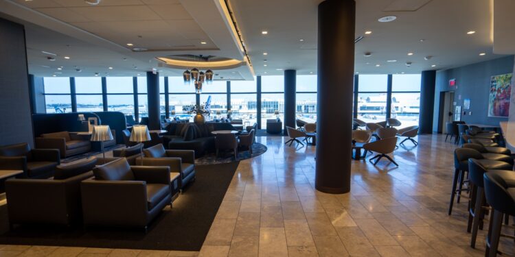 United Airways Restricts Polaris Lounge Entry for Star Alliance Companions