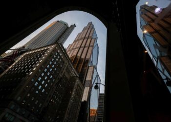 JPMorgan points blunt warning as buyers transfer to security