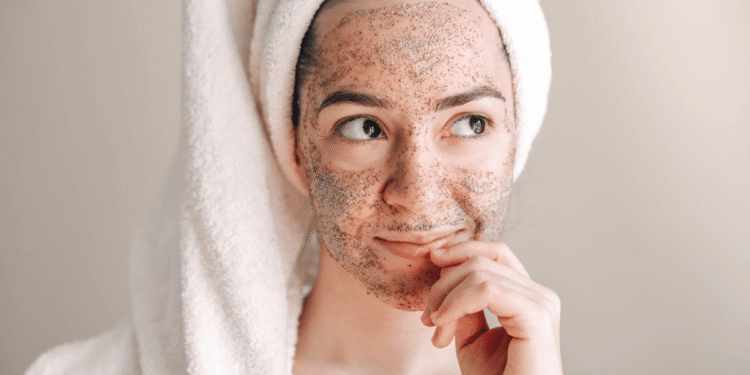 Methods to Naturally Exfoliate Your Face