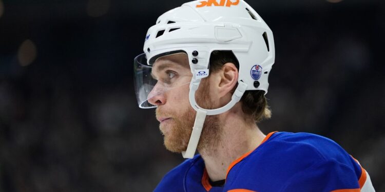 Oilers’ Connor McDavid in lineup for must-win Recreation 5