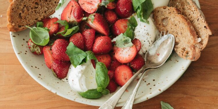 20 Contemporary Spring Salad Recipes (Wholesome, Straightforward, and Protein-Packed)