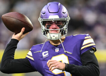 Vikings legend Cris Carter has unhealthy information for J.J. McCarthy