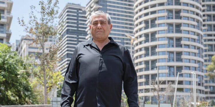 Dimri household buys items in YH Dimri’s Sde Dov undertaking
