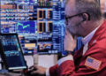 US shares as we speak: S&P 500 rises on Mideast peace hopes as oil costs dip