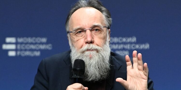 Why is Alexander Dugin out of the blue attacking ‘Whites’? — RT World Information