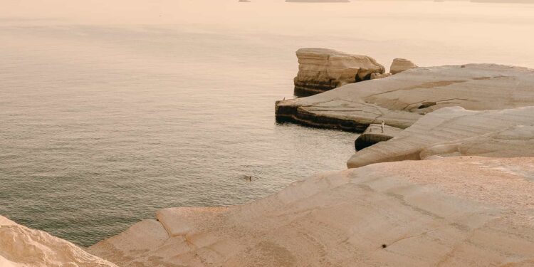 14 Finest Issues to Do in Milos, Greece (Seashores, Caves & Hidden Gems) – Hand Baggage Solely