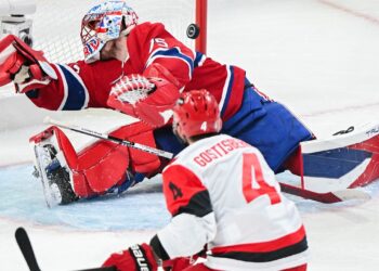 Canadiens drop OT thriller to Hurricanes in Recreation 3, path collection 2-1