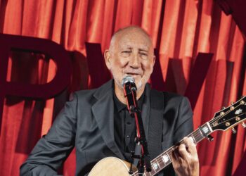 Main Wave strikes partnership with Pete Townshend for future artistic endeavors together with use of his title, picture, and likeness rights