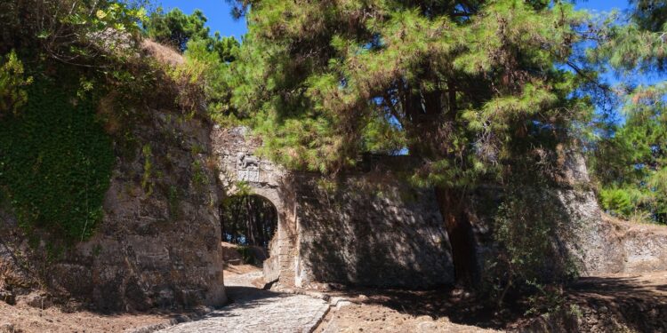 Visiting The Venetian Fort in Zakynthos, Greece