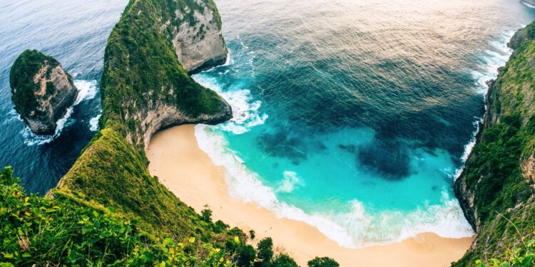 The BEST Seashores in Bali (Swimming and Browsing)