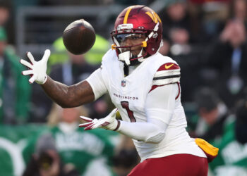 Deebo Samuel has two potential groups after Jauan Jennings’ deal