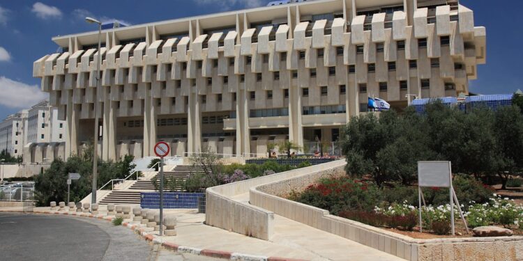 Sturdy shekel lifts foreign exchange reserves to new document