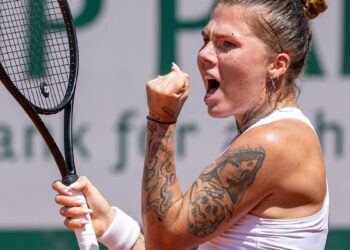 French Open 2026: Kim Birrell crashes out of French Open as Oleksandra Oliynykova takes match with underarm serve