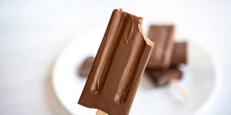 Do-it-yourself Fudgesicles Recipe (Clear Substances)