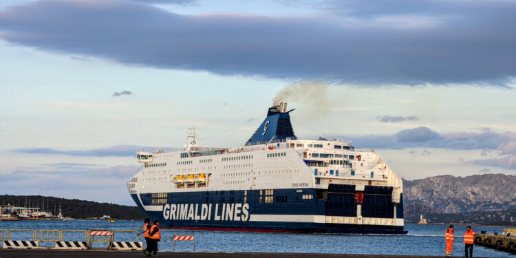 The Ferries to Sardinia: The Route Shapes Your Complete Journey