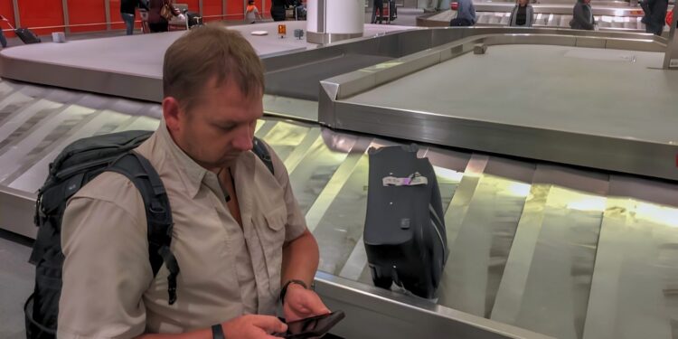 Airport Baggage Tag Rip-off: Shield Checked Baggage in 2026