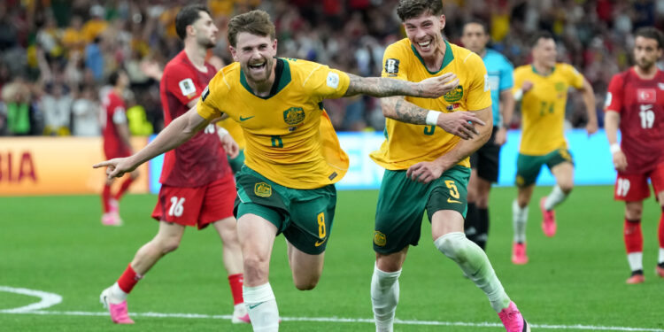 Australia spoils Turkiye’s return to the World Cup with a victory