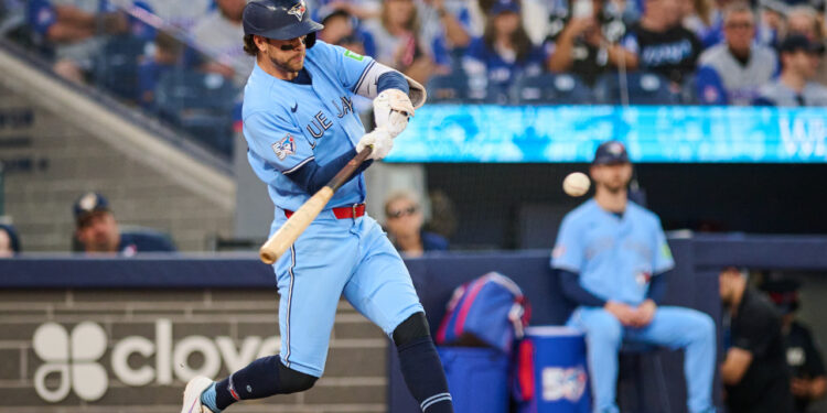 Blue Jays’ Ernie Clement out of lineup vs. Cubs with left hip soreness