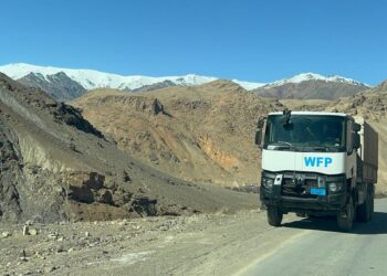 How support employees get emergency meals to hungry Afghan kids — International Points