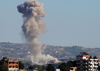 Israel and Hezbollah Commerce Contemporary Strikes as Militant Group Rejects Stop-Fireplace Plan