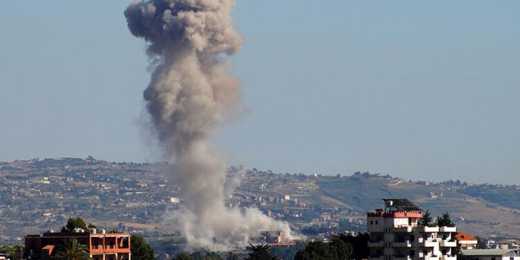 Israel and Hezbollah Commerce Contemporary Strikes as Militant Group Rejects Stop-Fireplace Plan