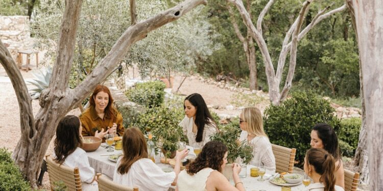 20 Picnic Recipes That Pack Superbly and Style Even Higher