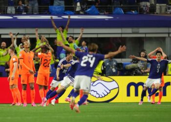 Netherlands 2 – 2 Japan