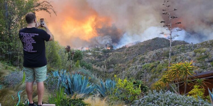 Spencer Pratt’s Race for Mayor Exhibits How Local weather Disasters Can Gas Anti-Institution Politics
