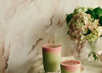 10 Wholesome Smoothie Recipes That Do not Style Like a Compromise