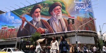 Khamenei funeral procession begins July 4