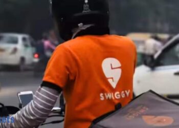 Swiggy shares slide over 2% after FSSAI points 9 notices over client complaints