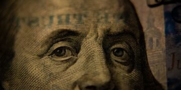 OpenAI’s bold advert income objectives appear to be AI-generated cash, evaluation says
