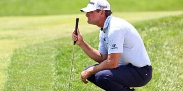 Lucas Glover, Zac Blair share early lead at John Deere Traditional