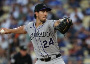 Infield errors result in Dodgers’ downfall towards Rockies