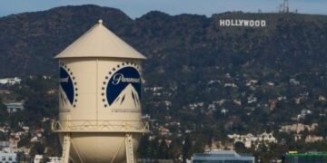 Paramount agrees to delay Warner Bros. merger as court docket problem proceeds – Nationwide