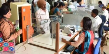 Behind the discount in workforce in India’s high three personal sector banks 