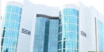 WhatsApp chats to name information: How Sebi pieced collectively the Axis Mutual Fund entrance working case