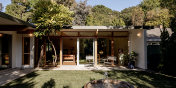 Step Inside This Natural-Trendy Los Angeles Residence Renovation