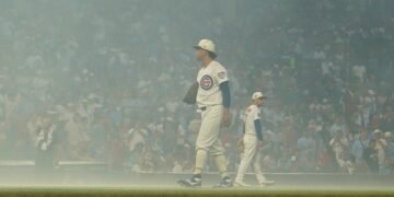 Fog disrupts Cubs, Cardinals sport at Wrigley Area