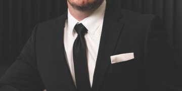 Leaders in Well being Care, Magnificence & Health: Kevin Mosca, DO