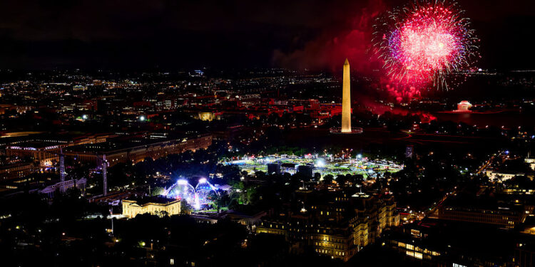 Learn how to Watch the Document-Breaking Fourth of July Fireworks Present on the Nationwide Mall