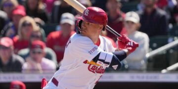 Report: Cardinals signal star rookie JJ Wetherholt to eight-year extension