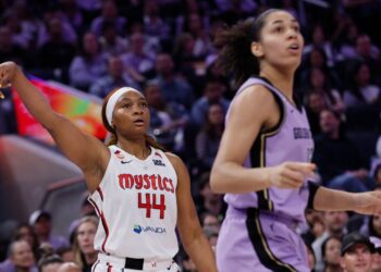 Mystics snap Valkyries nine-game win streak