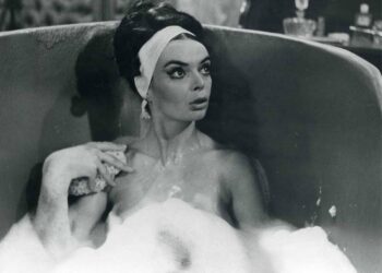 TERROR-CREATURES FROM THE GRAVE Barbara Steele! Free on-line